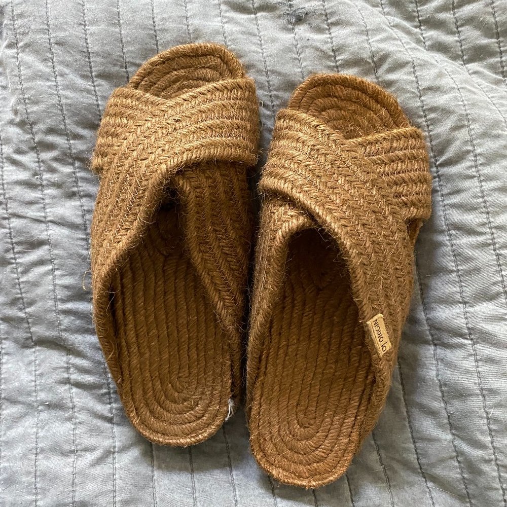 OF ORIGIN Balears Jute Weave Crisscross Sandals in Tostado Brown UNISEX Size 39